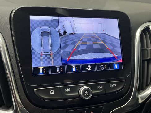 Used 2022 Chevrolet Equinox Premier AWD/4WD image 22