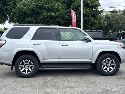 Certified 2024 Toyota 4Runner TRD Off-Road Premium w/ Moonroof Package AWD/4WD image 2
