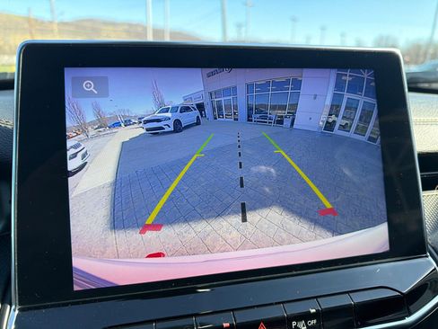 Used 2025 Jeep Compass Trailhawk image 16