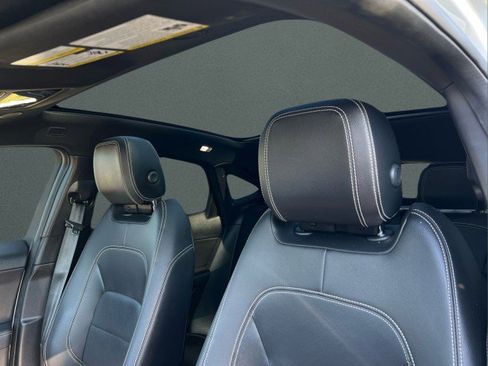 Used 2024 Jaguar E-PACE R-Dynamic SE image 15