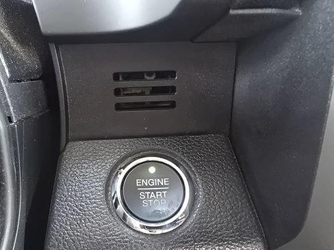 Used 2017 Ford F350 Lariat w/ Lariat Ultimate Package AWD/4WD image 31