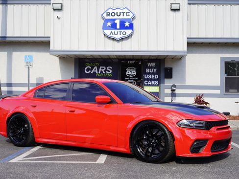 Used 2021 Dodge Charger Scat Pack RWD image 3