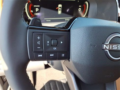 New 2026 Nissan Pathfinder Platinum image 10