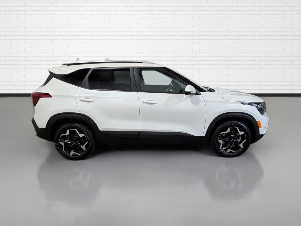 Used 2025 Kia Seltos S AWD/4WD image 10