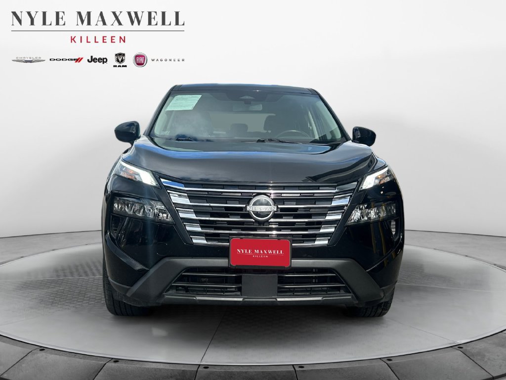 Used 2025 Nissan Rogue SV FWD image 18