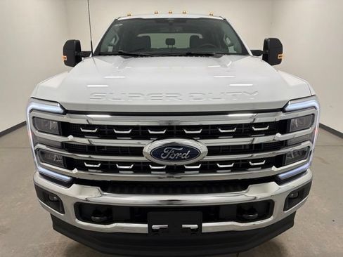 New 2026 Ford F350 XLT w/ XLT Premium Package AWD/4WD image 2
