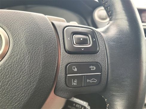 Used 2019 Lexus IS 300 image 27