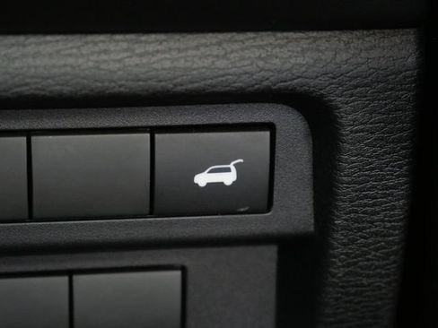 Used 2025 Mitsubishi Outlander SE AWD/4WD image 16