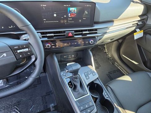 New 2026 Kia Sportage SX image 21