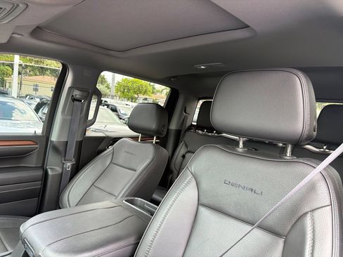 Used 2024 GMC Sierra 1500 Denali w/ Technology Package RWD image 40