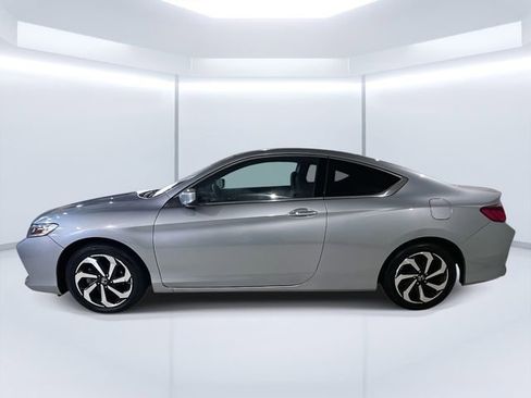 Used 2017 Honda Accord LX-S image 4