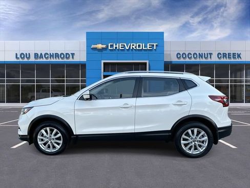 Used 2022 Nissan Rogue Sport SV w/ Technology Package AWD/4WD image 5