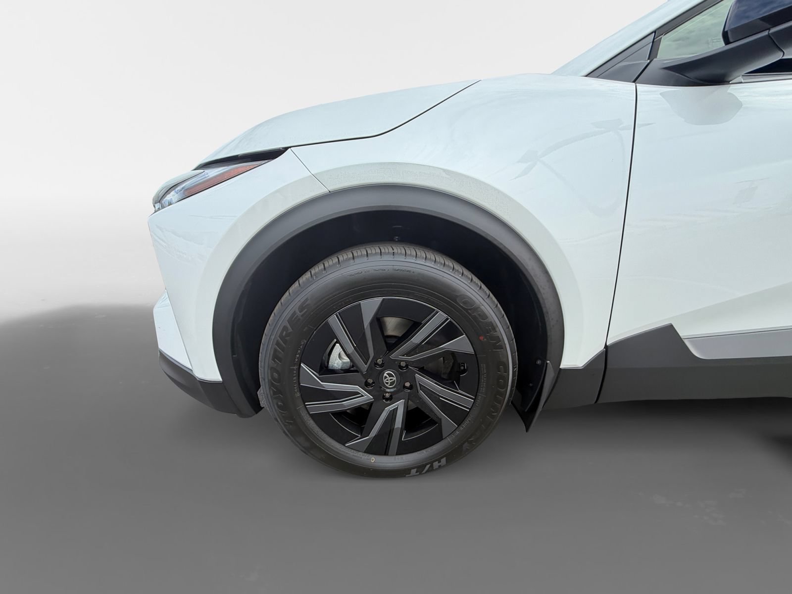 New 2026 Toyota C-HR AWD/4WD image 14