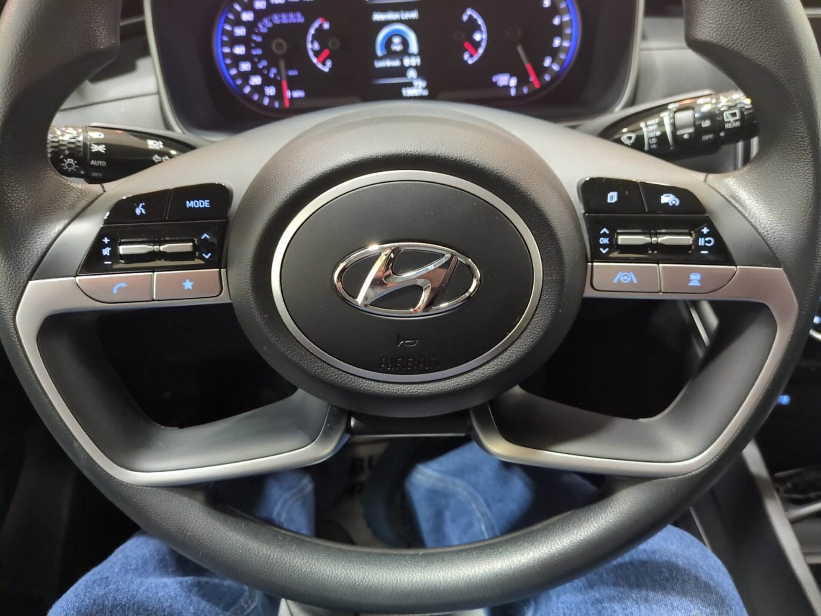 Certified 2023 Hyundai Tucson SEL w/ Winter Package AWD/4WD image 21