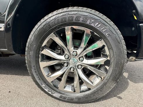 Used 2012 Ford F150 Platinum image 23