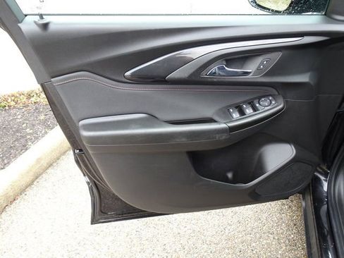 Certified 2023 Chevrolet TrailBlazer RS w/ Convenience Package image 12