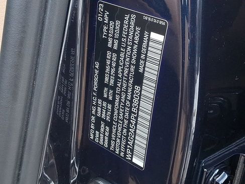 Used 2023 Porsche Macan S image 28