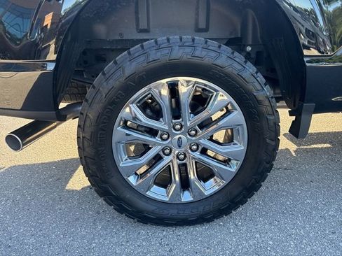 Used 2025 Ford F150 Lariat w/ Equipment Group 502A High image 15