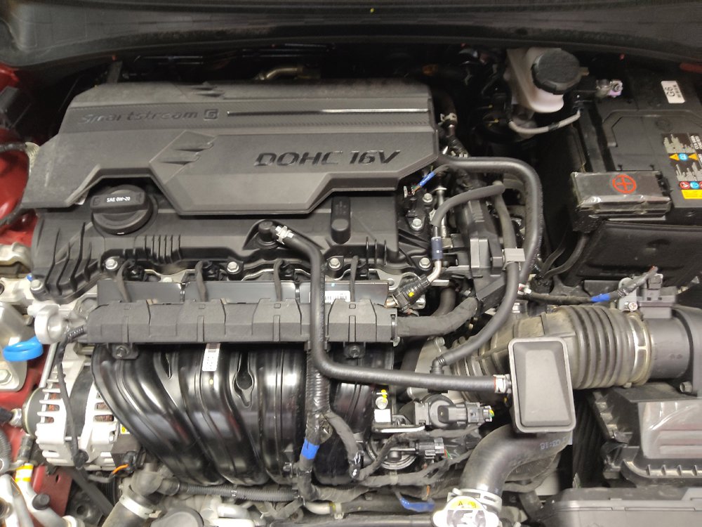 Used 2025 Hyundai Elantra Sport FWD image 30