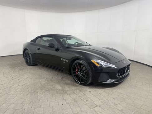 Used 2018 Maserati GranTurismo Sport image 9