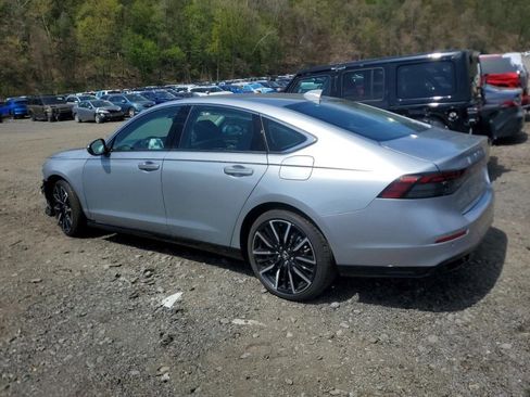 Used 2024 Honda Accord Touring image 4