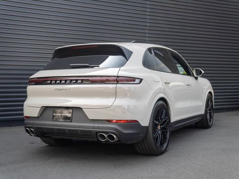 New 2026 Porsche Cayenne S AWD/4WD image 11