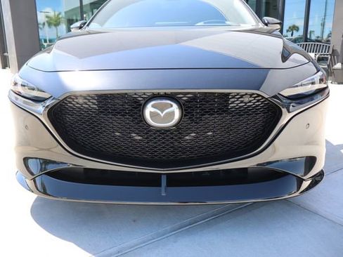 Used 2024 MAZDA MAZDA3 Hatchback w/Premium Plus Pkg AWD/4WD image 9