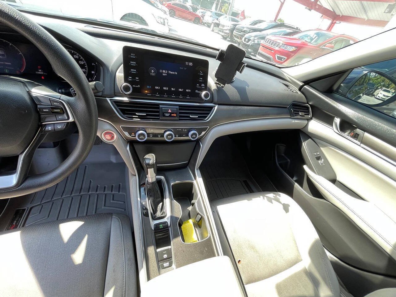 Used 2020 Honda Accord LX image 11