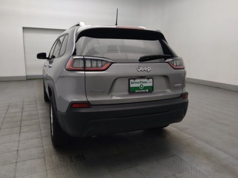 Used 2021 Jeep Cherokee Latitude AWD/4WD image 6