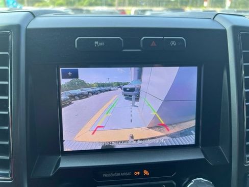 Used 2019 Ford F150 XLT w/ Equipment Group 302A Luxury AWD/4WD image 8