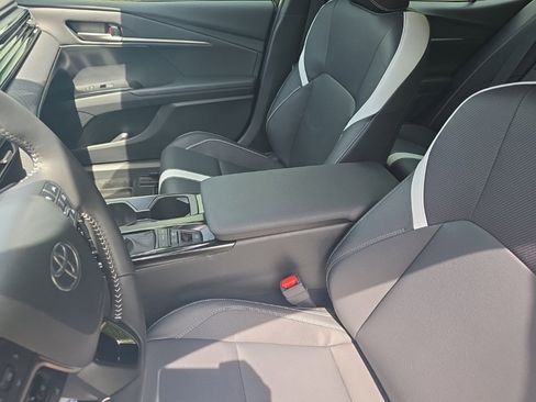 Used 2026 Toyota Camry SE image 12