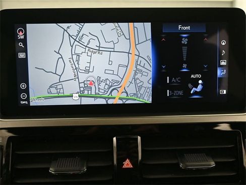 Certified 2023 Lexus GX 460 Premium w/ Premium Plus Package image 9