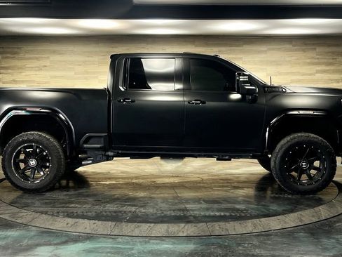 Used 2021 GMC Sierra 3500 AT4 w/ AT4 Premium Plus Package AWD/4WD image 21