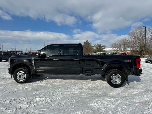 Used 2024 Ford F350 Platinum image 14