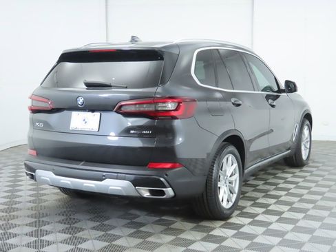 Certified 2023 BMW X5 sDrive40i w/ Premium Package image 5