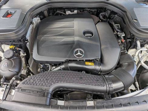 Used 2022 Mercedes-Benz GLC 300 image 22