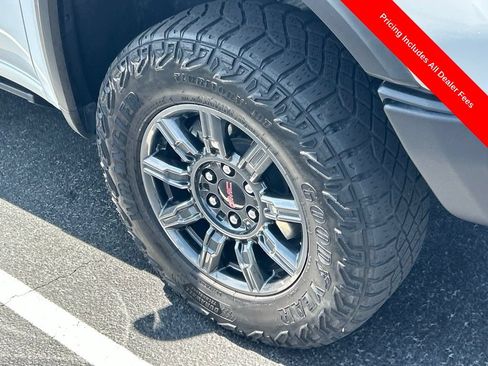 Used 2025 GMC Sierra 1500 AT4X AWD/4WD image 2
