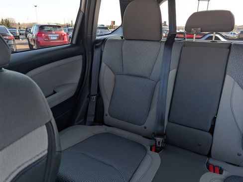 Used 2025 Subaru Forester Premium AWD/4WD image 12