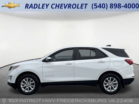 Certified 2020 Chevrolet Equinox LS w/ LS Convenience Package image 2