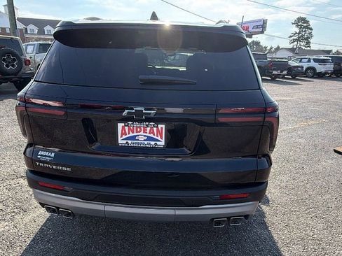 New 2026 Chevrolet Traverse LT image 6