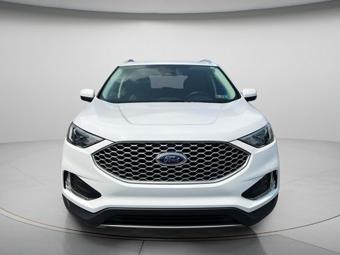Used 2023 Ford Edge SEL w/ Convenience Package AWD/4WD image 2