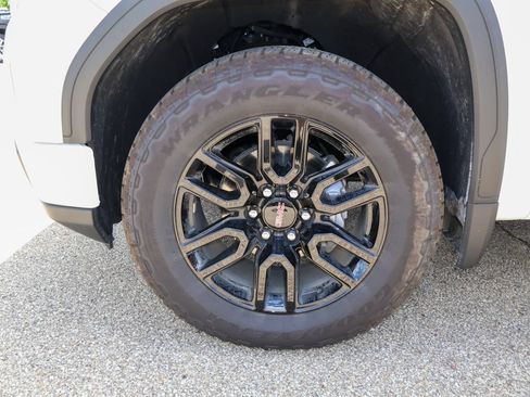 New 2026 GMC Sierra 1500 Elevation w/ Preferred Package AWD/4WD image 31