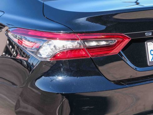 Used 2023 Toyota Camry XLE w/ Navigation Package FWD image 7