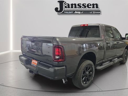 New 2026 RAM 3500 Big Horn AWD/4WD image 4