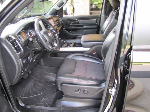 Used 2022 RAM 1500 Big Horn w/ Built-to-serve Edition AWD/4WD image 12