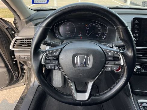 Used 2019 Honda Accord Touring image 11