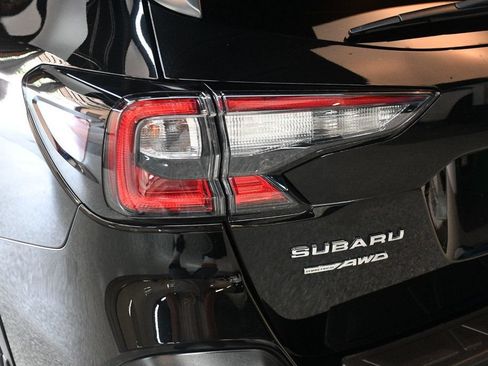 Used 2024 Subaru Outback Touring AWD/4WD image 14