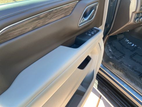 Used 2021 Chevrolet Tahoe LS w/ Driver Alert Package image 25