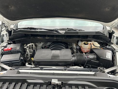 Used 2021 Chevrolet Silverado 1500 LT w/ Bed Protection Package image 34