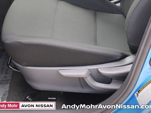 New 2025 Nissan Kicks Play S image 8